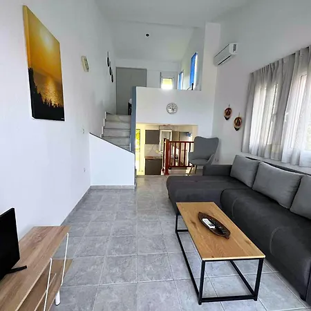 Lägenhet Elegant Maisonettes Elena Nea Poteidaia