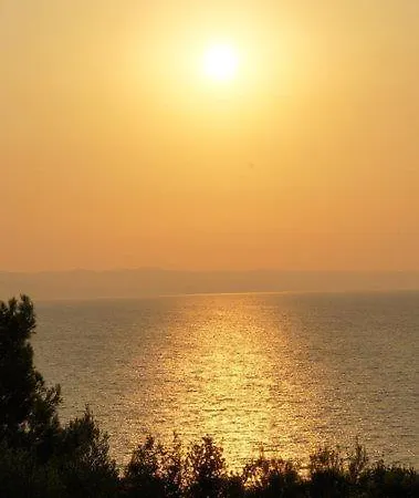 Elegant Maisonettes Elena