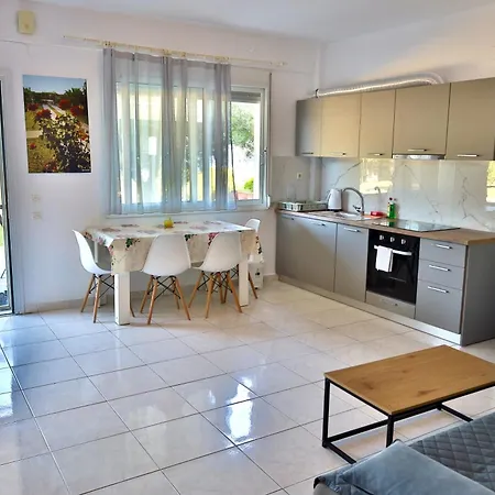 Apartment Elegant Maisonettes Elena