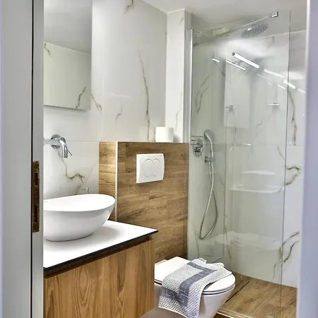 Elegant Maisonettes Elena Apartment