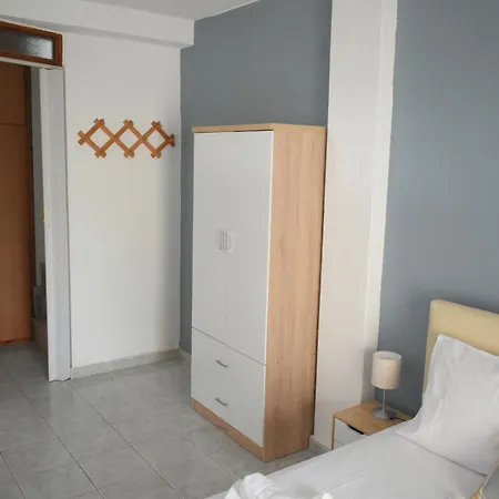 Elegant Maisonettes Elena *
