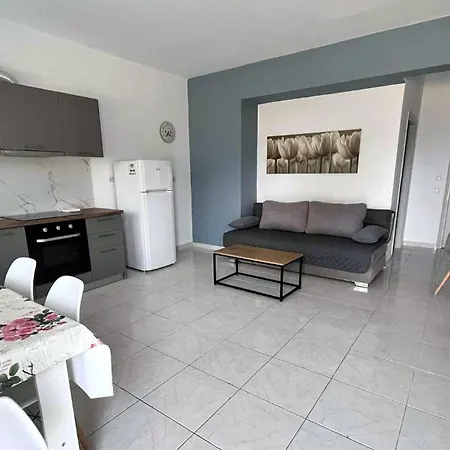Apartment Elegant Maisonettes Elena *