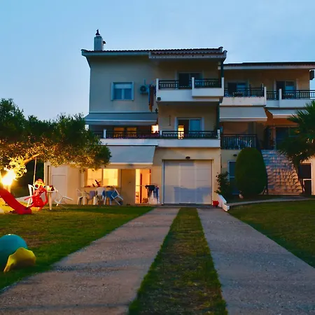 Elegant Maisonettes Elena Daire *
