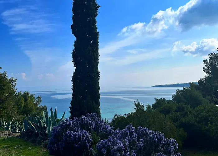 Elegant Maisonettes Elena * Νέα Ποτίδαια